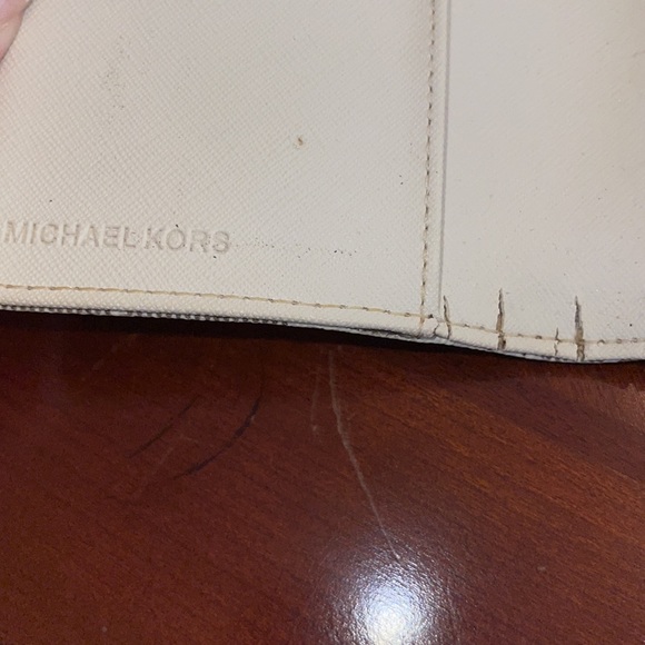 Michael Kors Envelope Style Snap Wallet Large Logo - Picture 5 of 7
